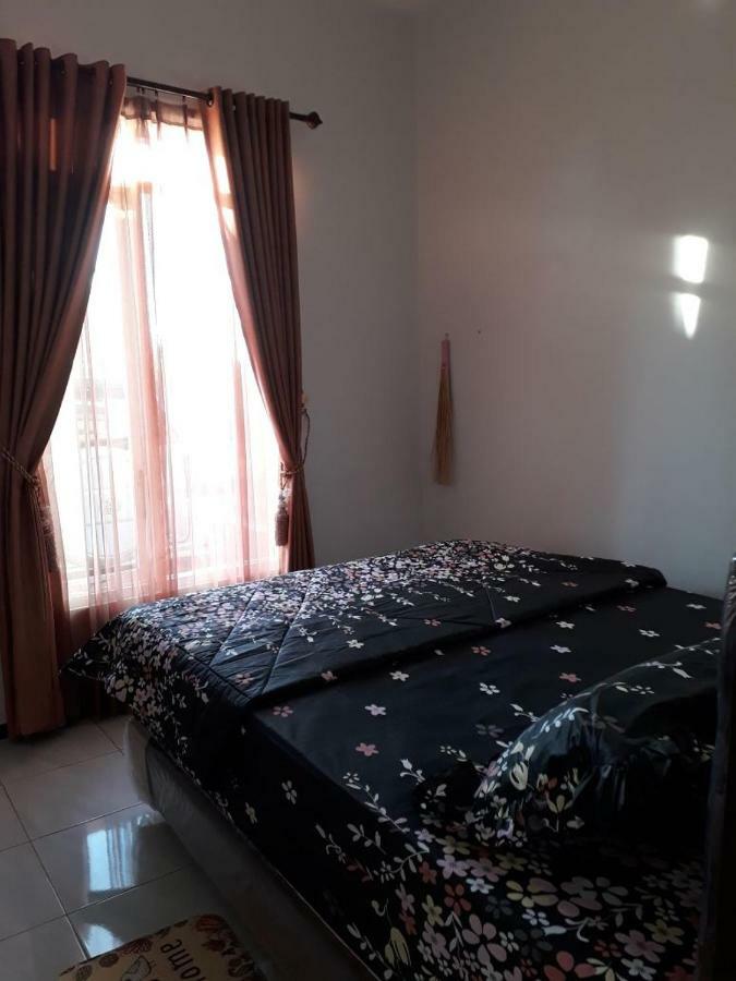 Villa Puncak Garuda A5 Бату Екстер'єр фото