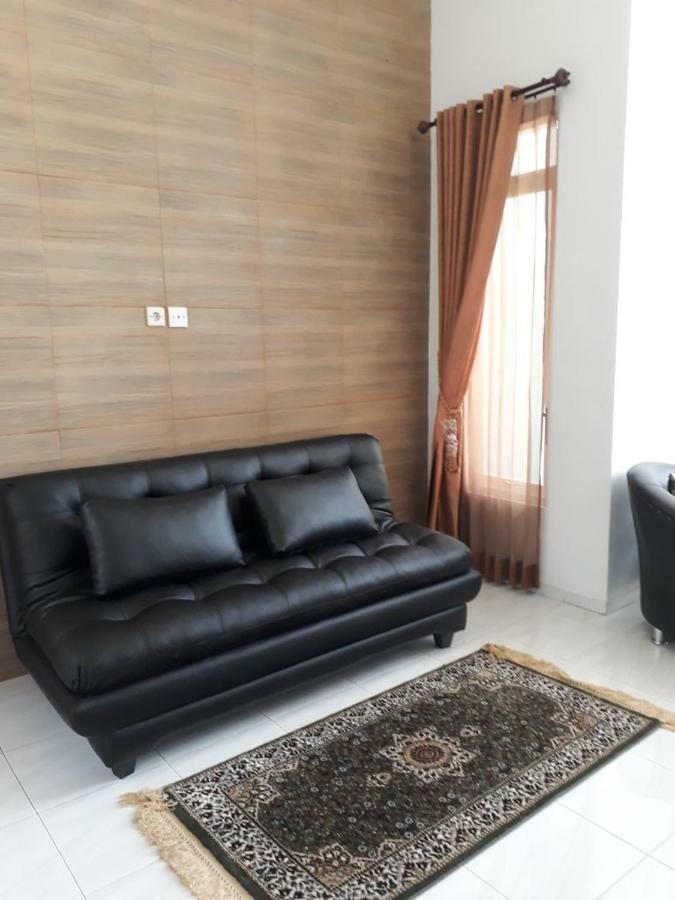 Villa Puncak Garuda A5 Бату Екстер'єр фото